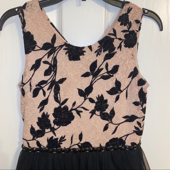 speechless dress - Picture 2 of 6